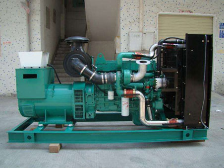 可克达拉1100kw康明斯柴油发电机组